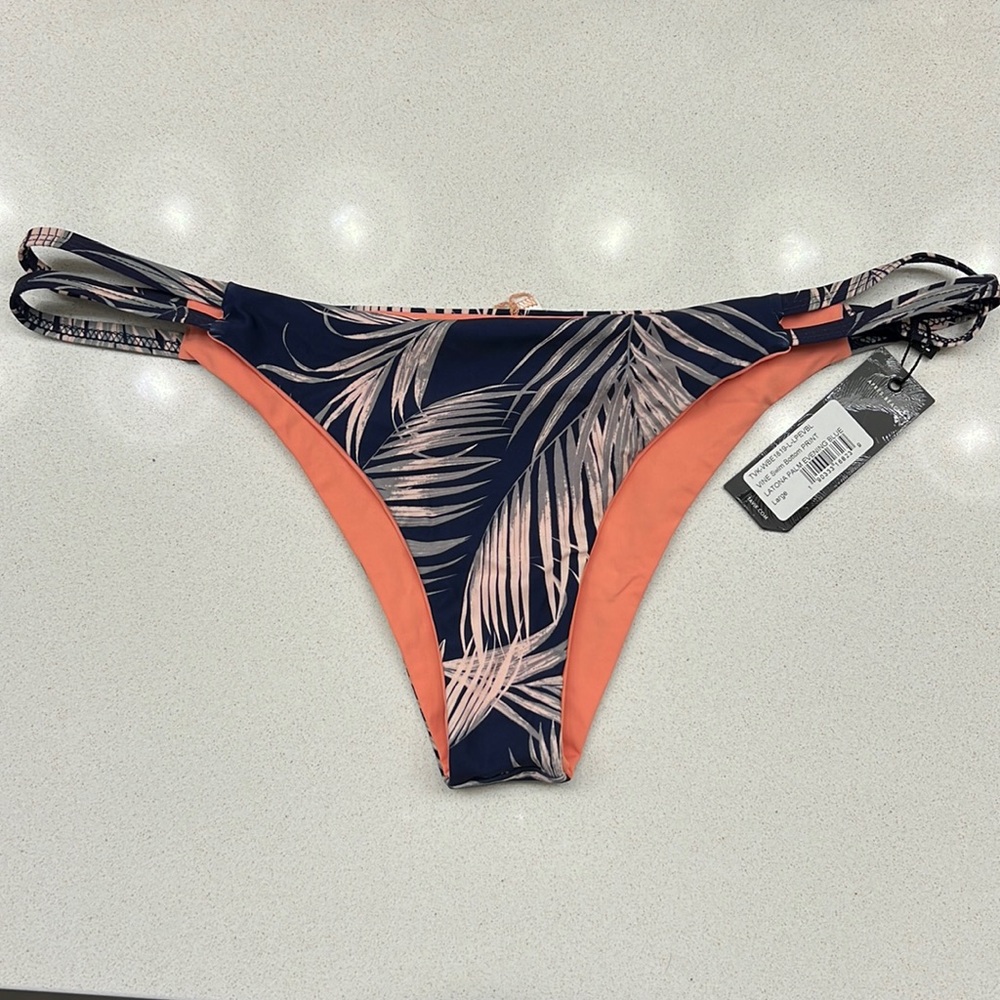 Tavik bikini bottom